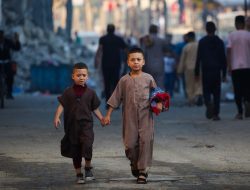 34 Palestinians Dead in Gaza as Health System Teeters on Collapse – International Edition