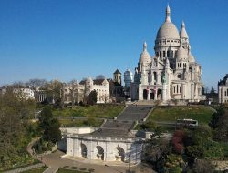Harta Tersembunyi di Desa-desa Paris
