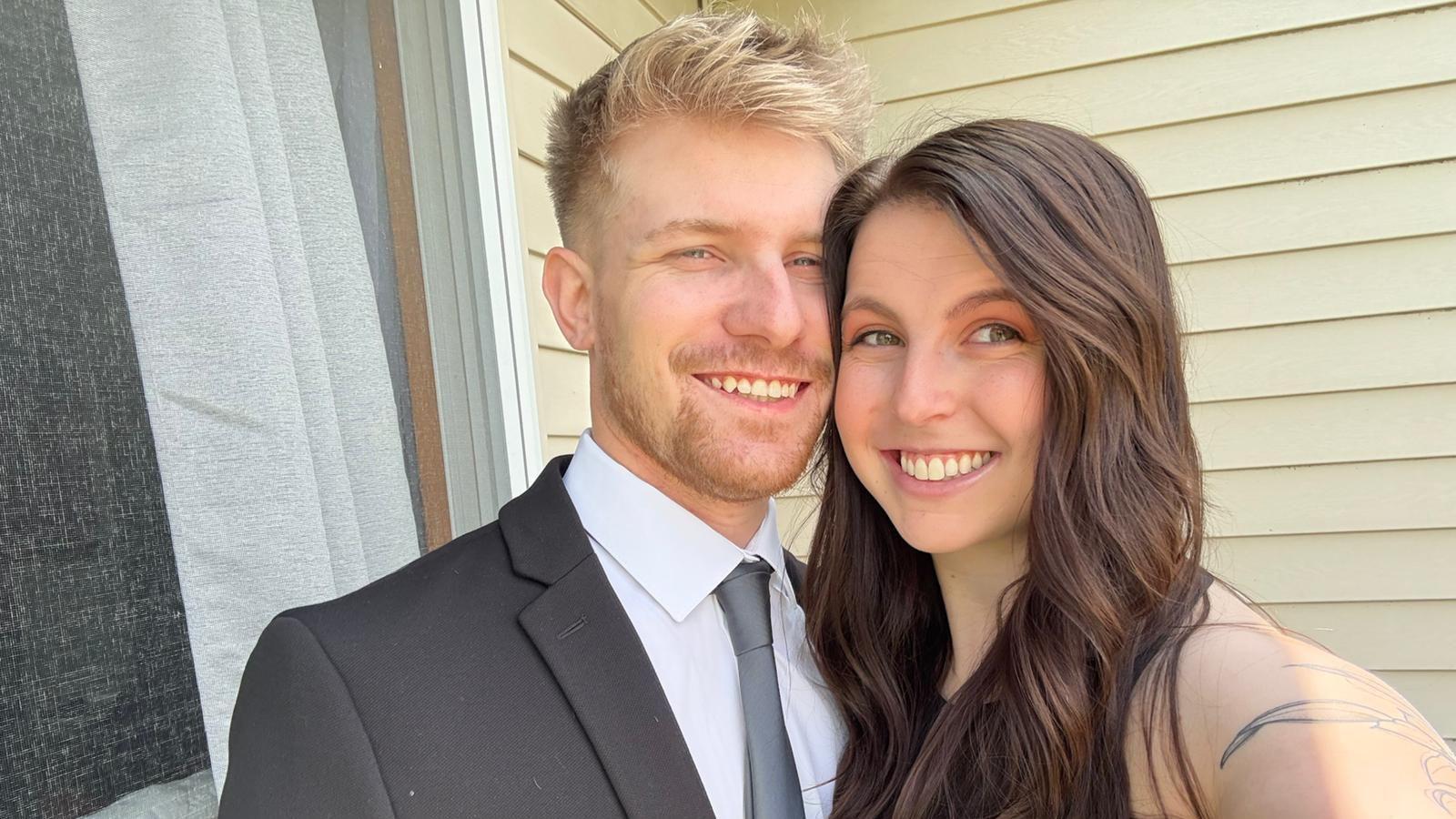 Tinder’s Height Hurdle: My 5’6″ Boyfriend Breaks the Mold