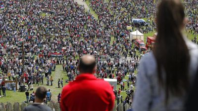 Pilgrims Flood Romania for Europe’s Mega Catholic Pentecost Celebration