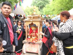 Nepali Fair in Paris: Kumari Chariot and Traditional Cuisine Light Up the City