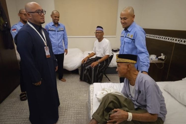 Banyak Jemaah Sakit Lewat Pemeriksaan, Petugas Cuma Bisa Layani 500 Orang di Safari Wukuf