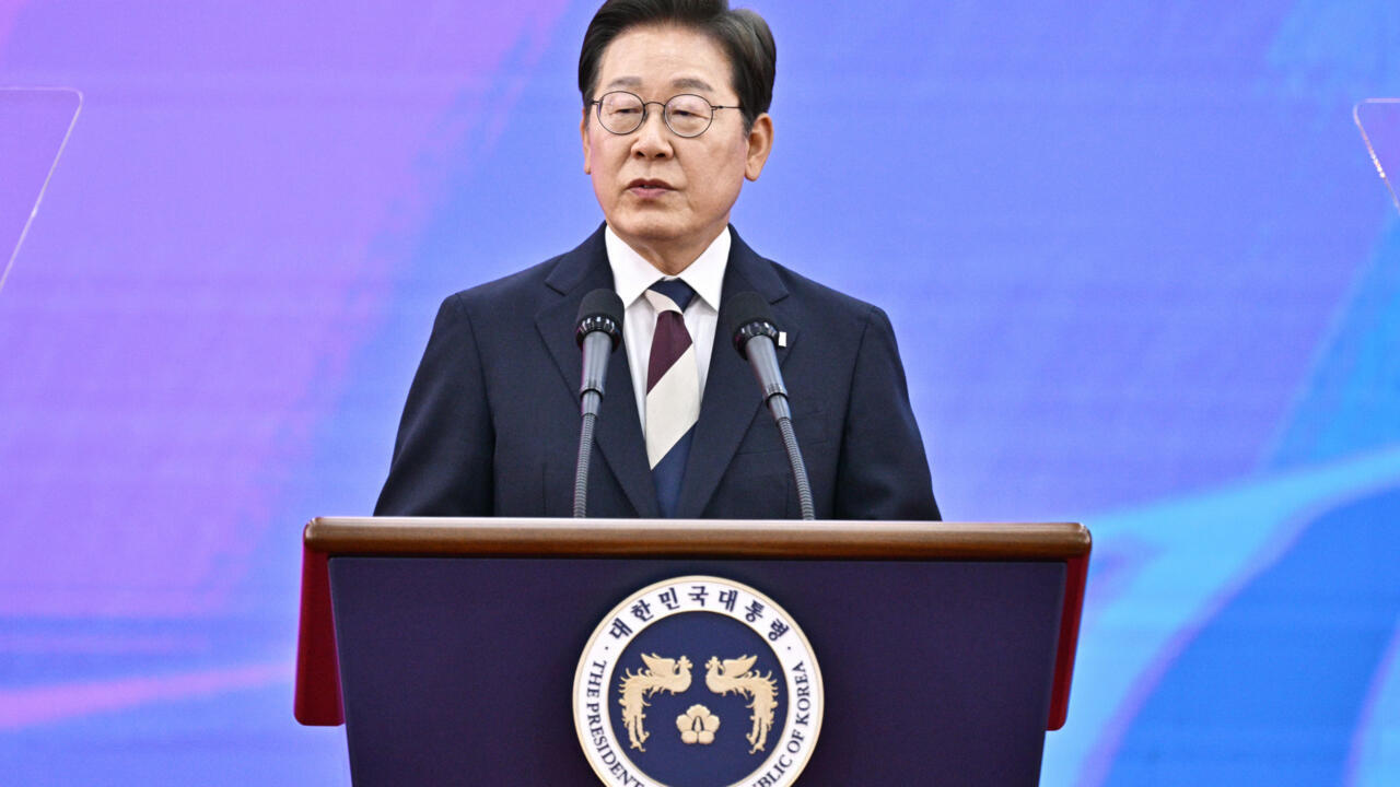 Korea and Japan Pledge Stronger Ties in First Official Call Between Presidents Lee and Ishiba (International Edition)