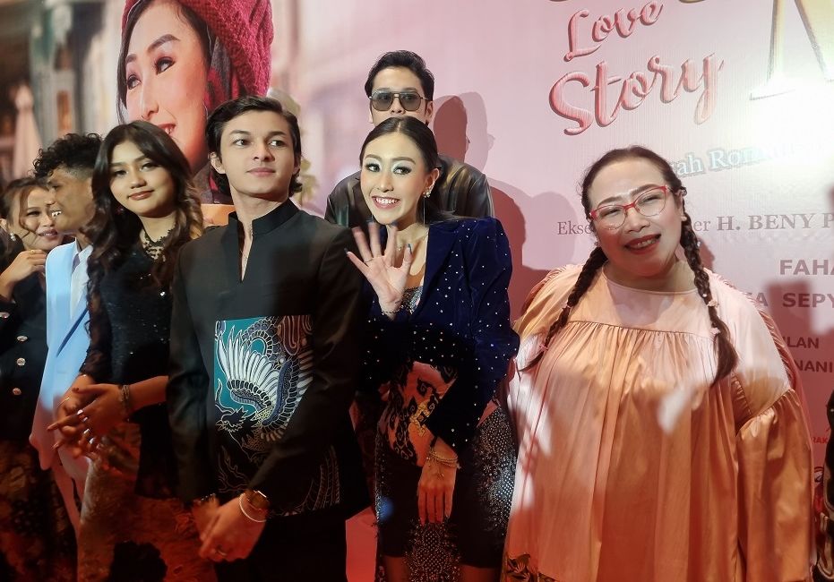 Sinopsis Film Senyum Manis: Cerita Cinta yang Menginspirasi Seperti Anies Baswedan dan Fery Farhati