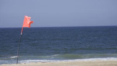 Warning Issued: Dangerous Ocean Conditions Threaten Five U.S. States