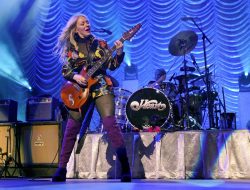 Police Recover Stolen Custom-Built Telecaster Guitar Belonging to Nancy Wilson in New Jersey