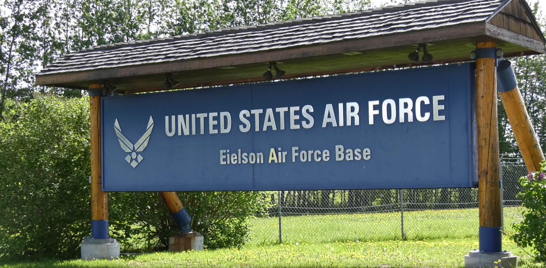 UPDATE: 2 Aircrew Eject as Korean F-16 Veers Off Runway at Eielson Air Force Base