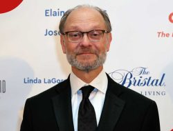 Was David Hyde Pierce the Richest Star of “Frasier”?