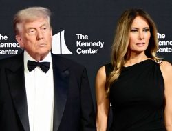 Trump Couple Booed at “Les Misérables” Opening Night at Kennedy Center Trump Couple Booed at “Les Misérables” Opening Night at Kennedy Center