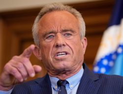 RFK Jr. Taps Joe Rogan’s Ex-Guest for Vaccine Safety Advice RFK Jr. Taps Joe Rogan’s Ex-Guest for Vaccine Safety Advice