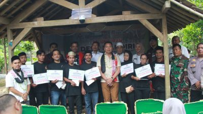 Mendorong Ekonomi Rakyat, TB Hasanuddin Luncurkan Desa Mandiri di Serang