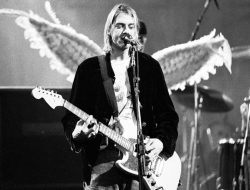 Grunge Legends Reach Epic Milestone 30 Years After Groundbreaking Debut Grunge Legends Reach Epic Milestone 30 Years After Groundbreaking Debut