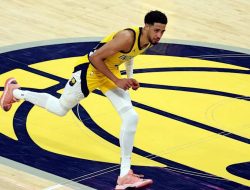 Tyrese Haliburton’s Heartwarming Interaction With Reggie Miller’s Kids Post-Game 3 Win Tyrese Haliburton’s Heartwarming Interaction With Reggie Miller’s Kids Post-Game 3 Win