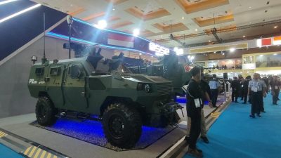Mobil Tempur dan Tank Hybrid Buatan Lokal Tampilkan Inovasi di Indo Defence 2025