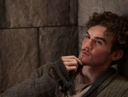 Dónal Finn, Star of “The Wheel of Time,” Lands New TV Role