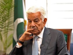 Khawaja Asif Credits Hybrid Governance for Bolstering Pakistan-US Relations
