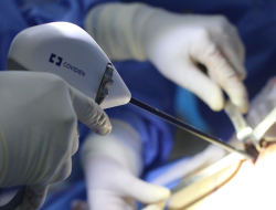 Painless Breast Augmentation: How Harmonic Technology Transforms the Surgical Experience