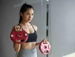 Cara Membakar Lebih Banyak Kalori dengan Latihan Angkat Beban Efektif
