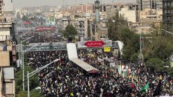 Iran Gelar Upacara Massal untuk 60 Korban Serangan, Ribuan Orang Ikuti