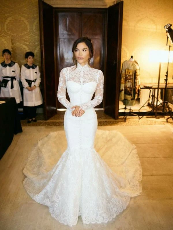 **”Star-Studded Italian Wedding: Jeff Bezos Marries Lauren Sanchez”**
