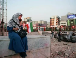 Israel’s Airstrikes on Hold, but Fear Lingers in Iran