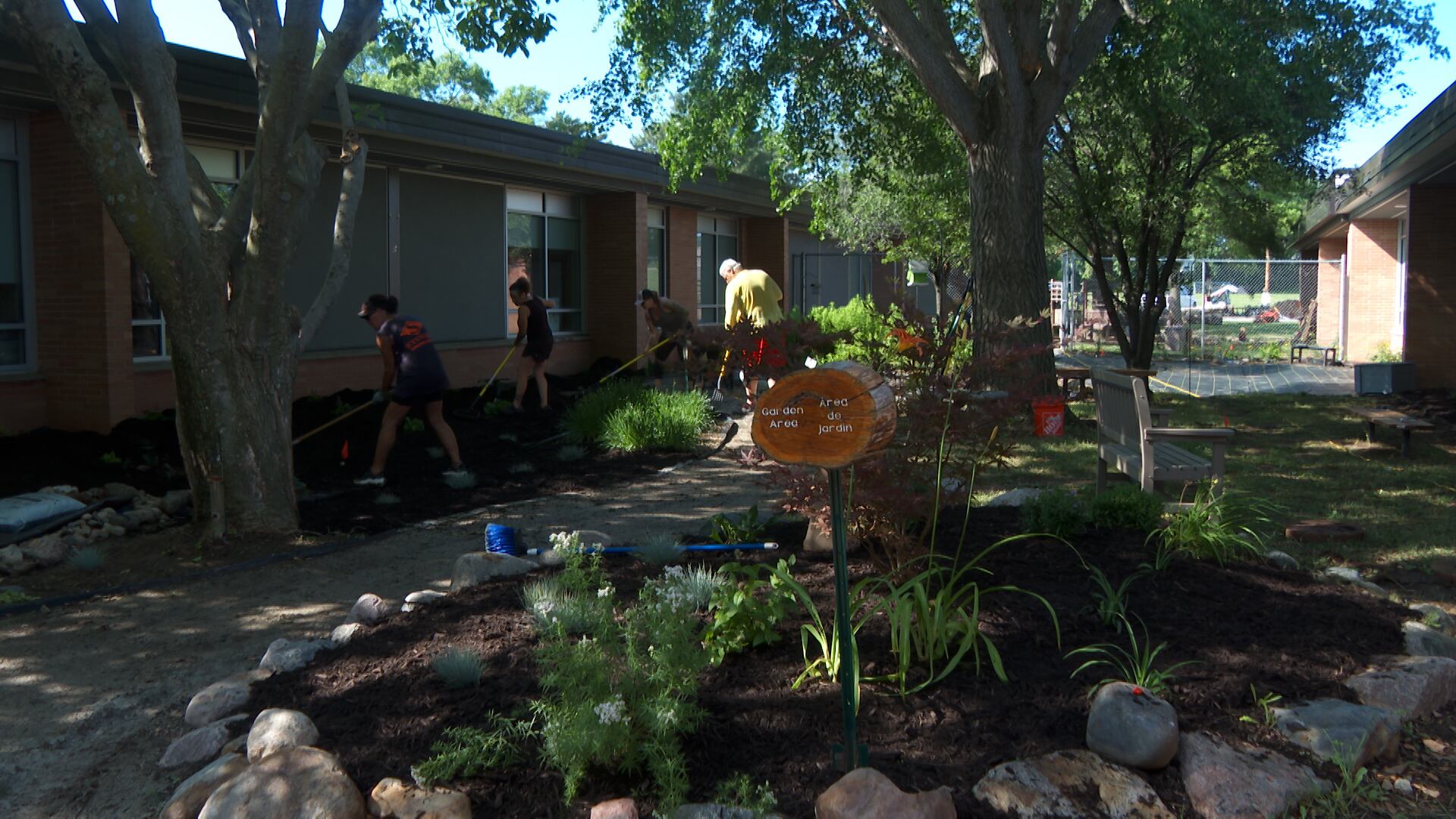 Omaha Suburban Rotary Club Breathes New Life into Crestridge Elementary’s Outdoor Learning Center