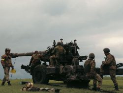 Ukraine Stands Firm Near Pokrovsk as Russian Assault Intensifies Ukraine Stands Firm Near Pokrovsk as Russian Assault Intensifies