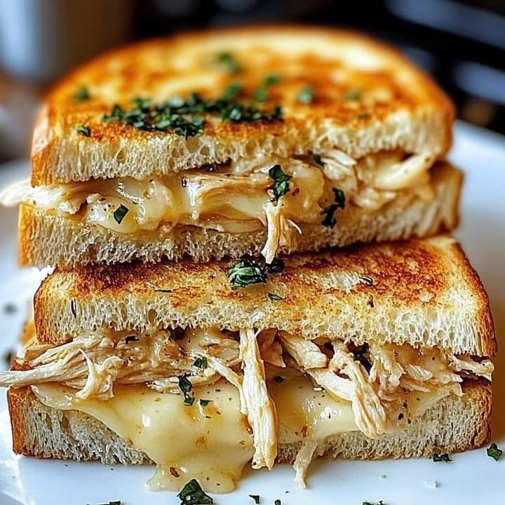 Garlic Parmesan Chicken Sandwich: A Quick & Easy Feast