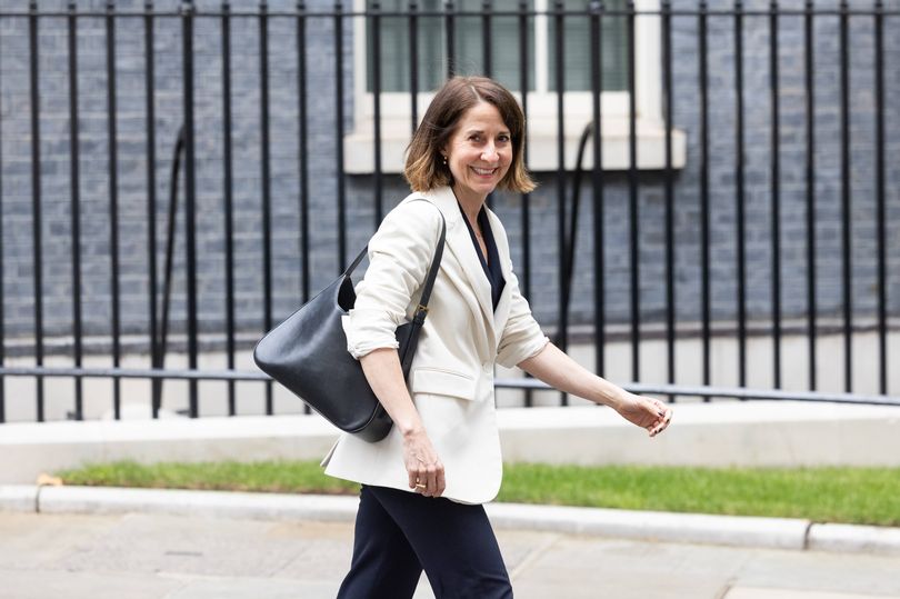 DWP Updates Protect 370,000 PIP Claimants in Major UK Government Overhaul