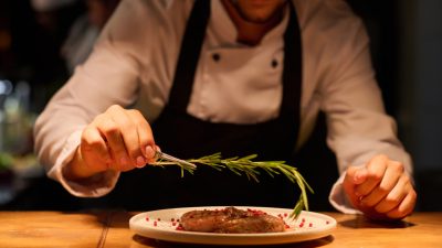 12 Overpriced Steakhouse Chains You’re Better Off Avoiding