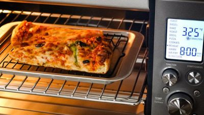 Crispy, Hot Pizza Reheated Perfectly: A Quick Guide