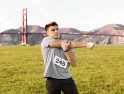 5 Tips Grooming Pria untuk Siap Lari Maraton, Tampil Percaya Diri! 5 Tips Grooming Pria untuk Siap Lari Maraton, Tampil Percaya Diri!