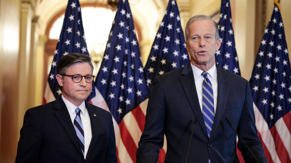 Trump Administration Briefed Top Republicans Before Iran Strikes, Leaving Some Democrats in the Dark