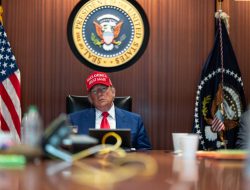 Trump Defends U.S. Strikes on Iran Despite Conflicting Reports Trump Defends U.S. Strikes on Iran Despite Conflicting Reports