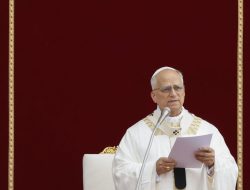 Pope Leo Urges Trump: Halt Iran Bombing Now or Face ‘Irreparable Abyss’