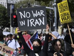 Trump Announces Iran-Israel Cease-fire Hours After U.S. Base Attack Trump Announces Iran-Israel Cease-fire Hours After U.S. Base Attack