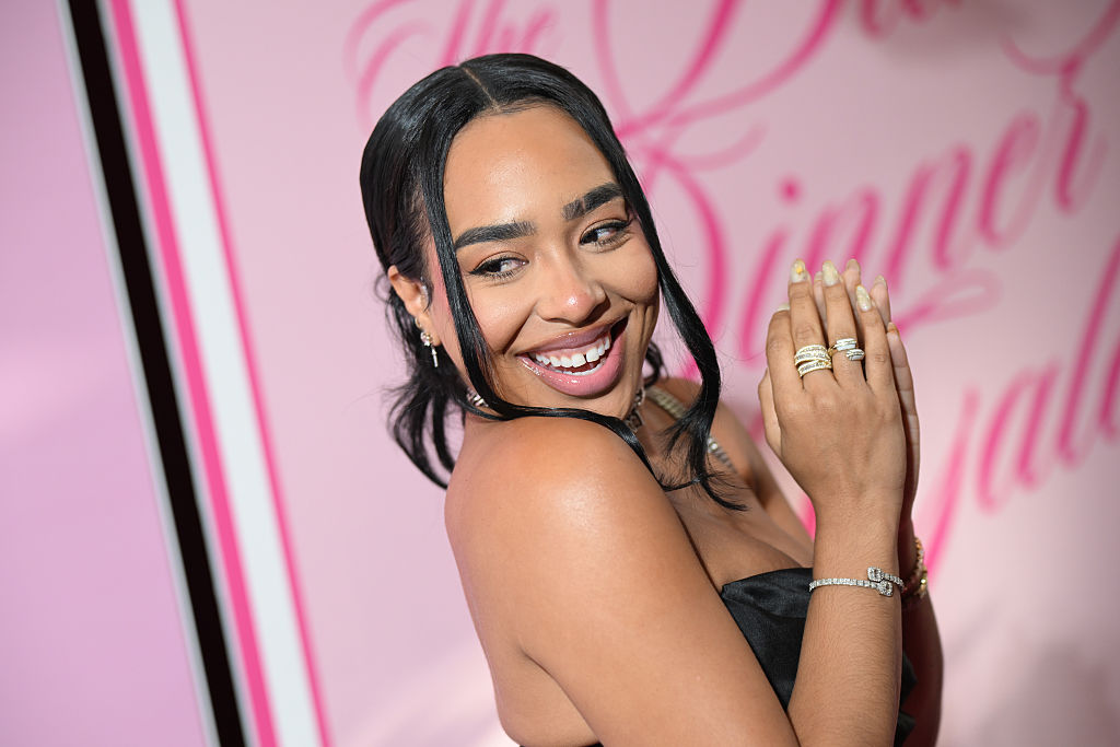 B. Simone Faces Backlash for Switching from Bloomingdale’s to H&M Due to Budgeting Struggles