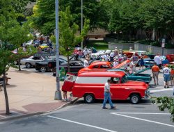 Roanoke Car Show Revs Up Funds for Virginia’s Transportation Museum Roanoke Car Show Revs Up Funds for Virginia’s Transportation Museum