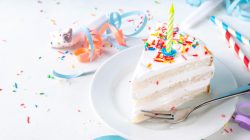 White vs. Yellow vs. Vanilla Cake: Decoding the Sweet Differences