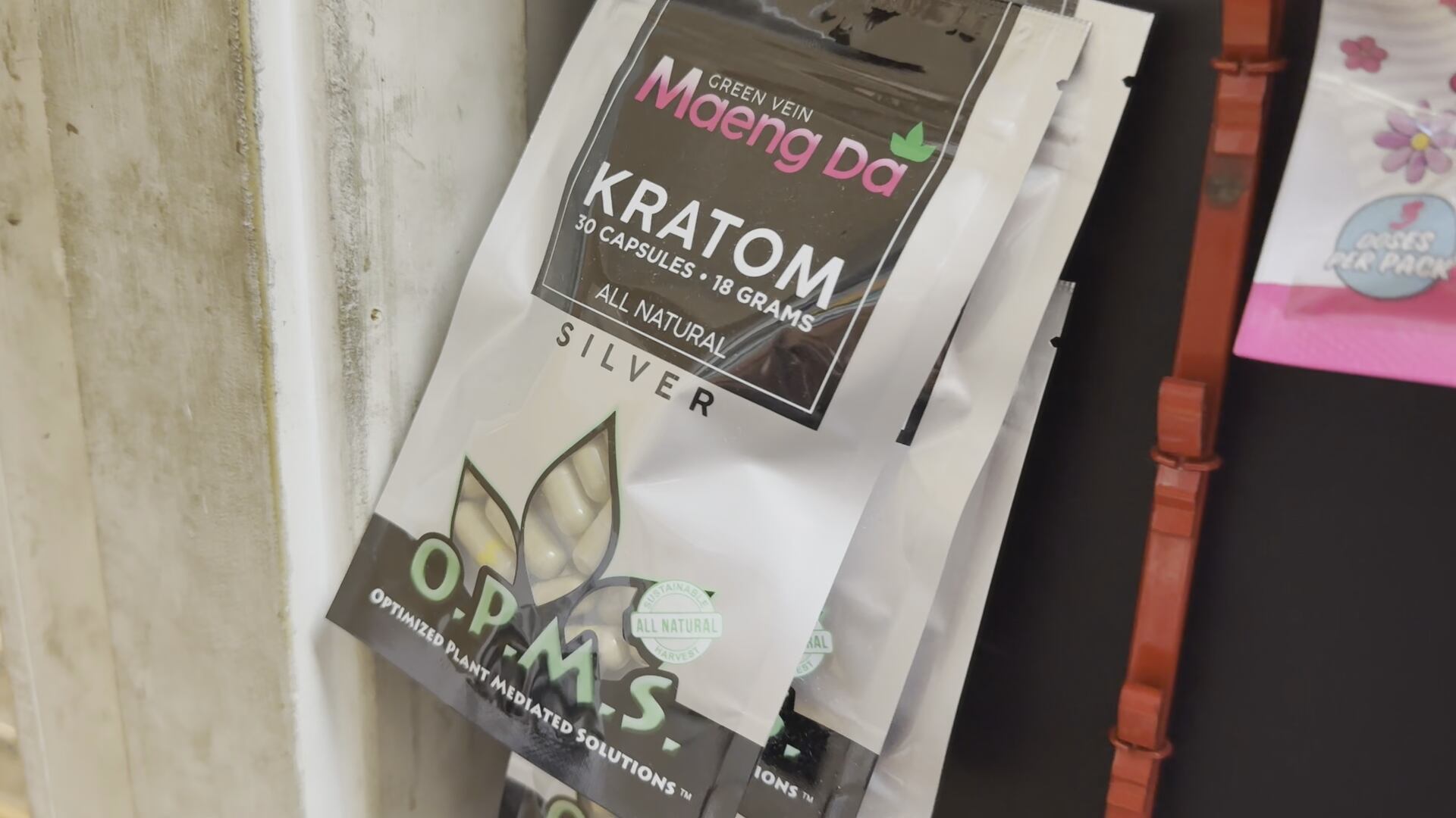 Stores Prepare for Louisiana’s Kratom Ban in August