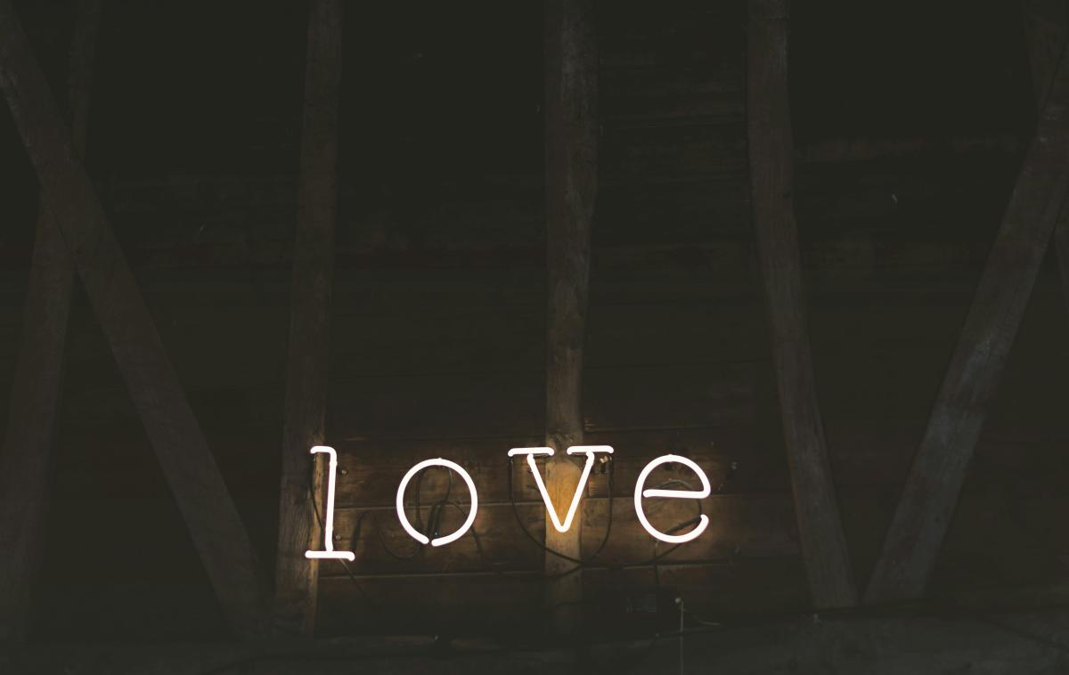 Your One-Word Aura, Based on Your Zodiac Sign