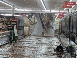 Roof Collapses at Madison Woodman’s Store During Heavy Rain Storm Roof Collapses at Madison Woodman’s Store During Heavy Rain Storm