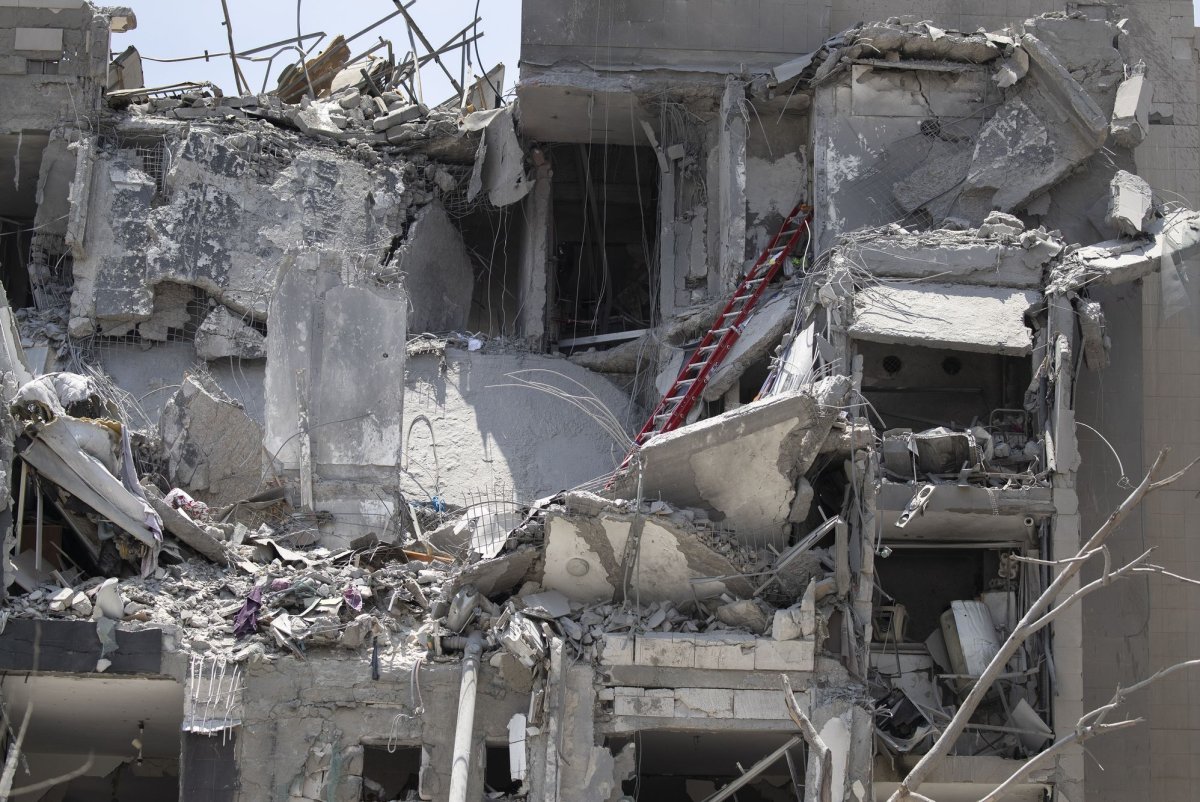 Israel Accuses Iran of Cease-fire Violation, Orders Fresh Attacks