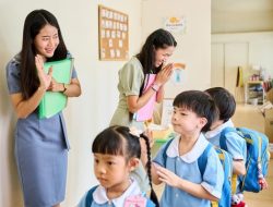 7 Persiapan Vital untuk Anak Memasuki SD yang Sering Diabaikan Ortu 7 Persiapan Vital untuk Anak Memasuki SD yang Sering Diabaikan Ortu