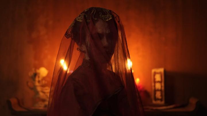 Pernikahan Arwah Siap Tayang Global: Netflix dan Bioskop 36 Negara Siap Sambut