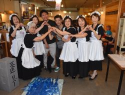 News in Simple English: Seniors Transform into Maids at Café in Gunma Prefecture