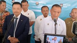 Retret Kepala Daerah Gelombang II: Fokus pada Pemahaman Geopolitik, Hukum, dan HAM Retret Kepala Daerah Gelombang II: Fokus pada Pemahaman Geopolitik, Hukum, dan HAM