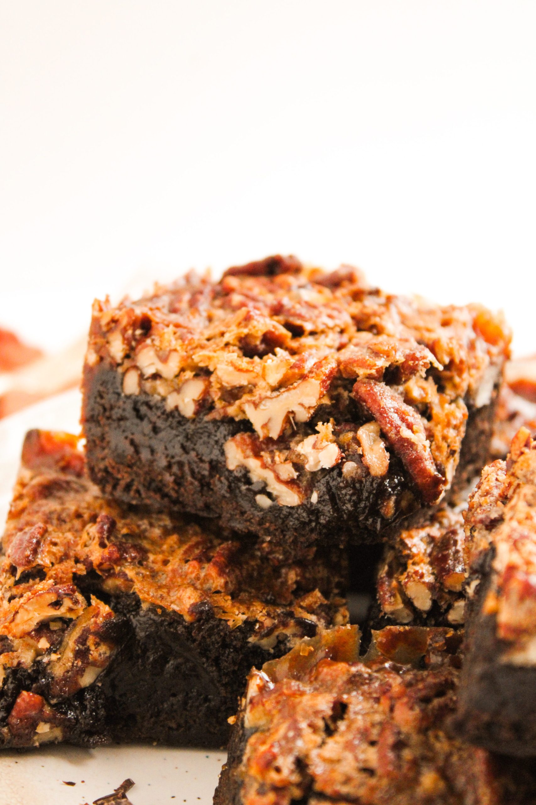 Indulgent Pecan Pie Brownies: A Decadent Treat
