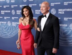 Jeff Bezos and Lauren Sanchez’s Lavish Venice Wedding Sparks Questions About Extravagance