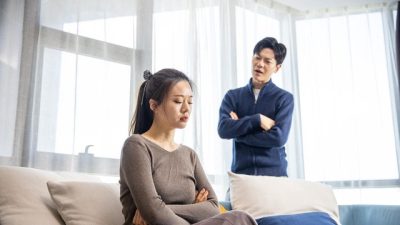 Batas Sehat Rasa Cemburumu pada Pasangan: Jangan Sampai Berlebihan